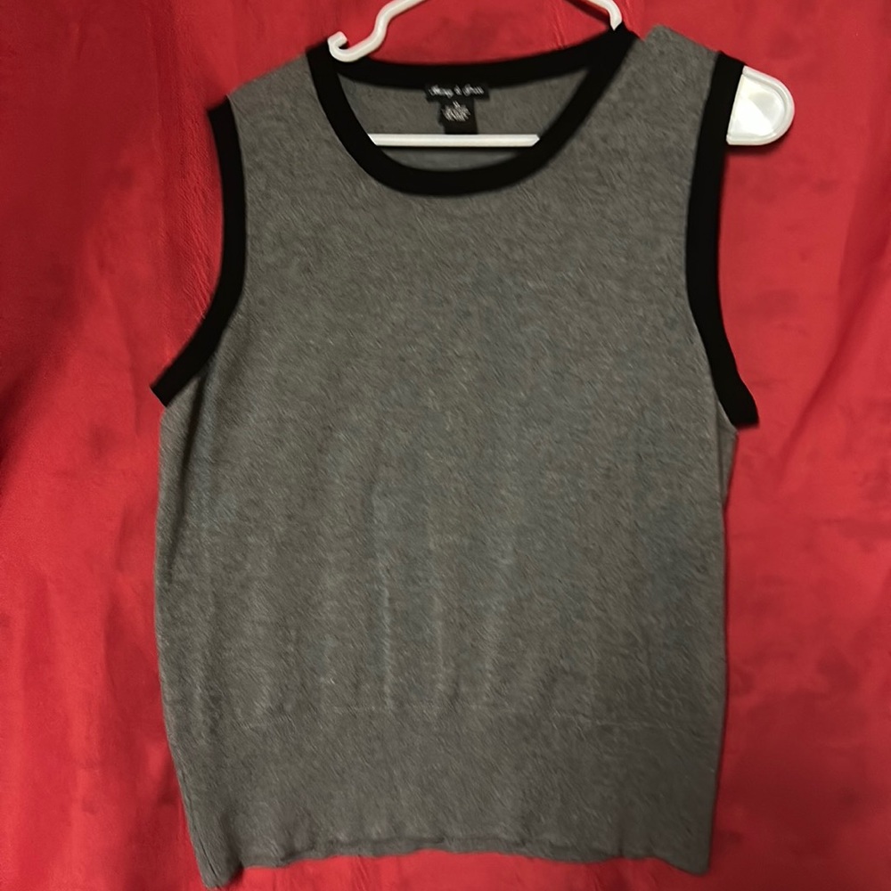 Black and gray extra-large